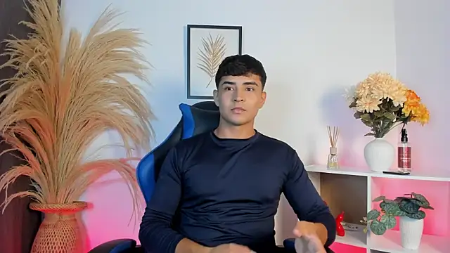 Snapshot of Thiago_Connor21 chatting on April 2026 11:02:02 PM Thiago Connor21 online show from April 2026 11:02:02 PM