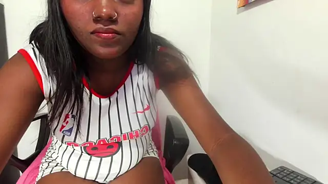 Snapshot of arcoiriss006 chatting on January 2026 01:15:01 PM arcoiriss006 online show from January 2026 01:15:01 PM