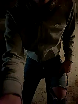 Snapshot of pleasedontpressaredburton chatting on October 2025 10:55:02 PM pleasedontpressaredburton online show from October 2025 10:55:02 PM