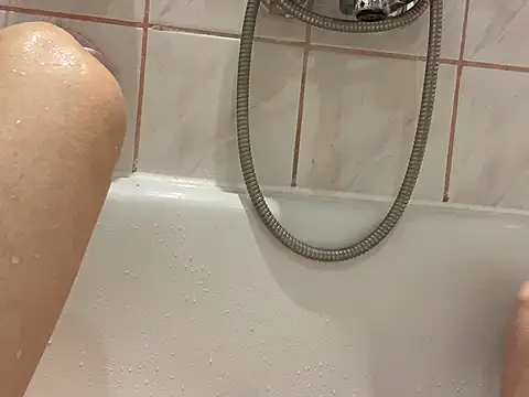 Snapshot of pleasedontpressaredburton chatting on October 2025 12:50:02 PM pleasedontpressaredburton online show from October 2025 12:50:02 PM