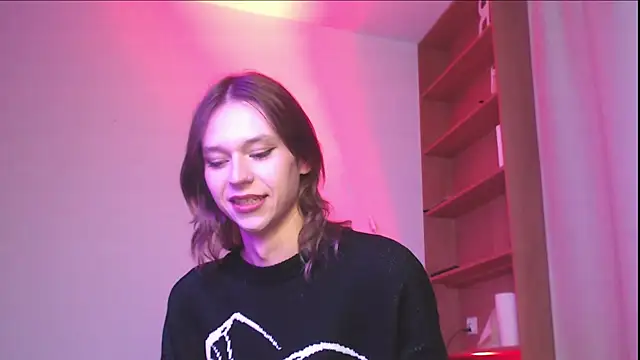 Snapshot of SophieDiamond_Xx chatting on November 2025 03:25:02 PM SophieDiamond Xx online show from November 2025 03:25:02 PM