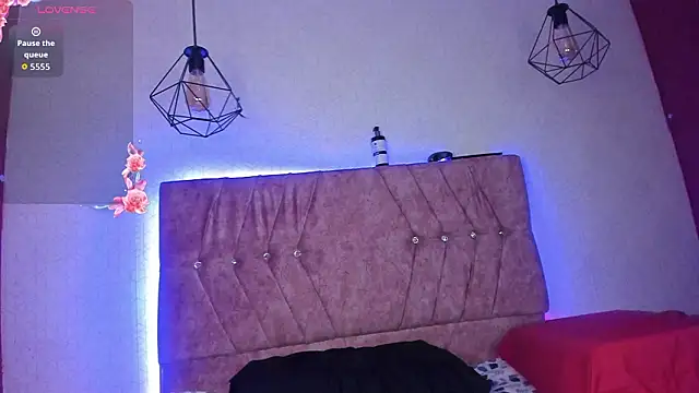 Mia lopez 1 online show from February 2026 10:21:02 AM