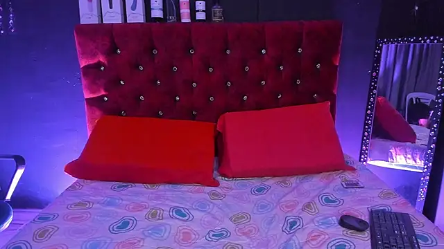 Snapshot of Cony_l chatting on April 2026 12:49:02 AM Cony l online show from April 2026 12:49:02 AM