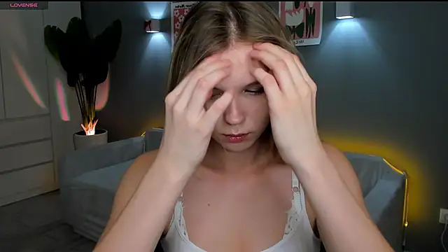 linakorvin online show from October 2025 01:21:02 PM