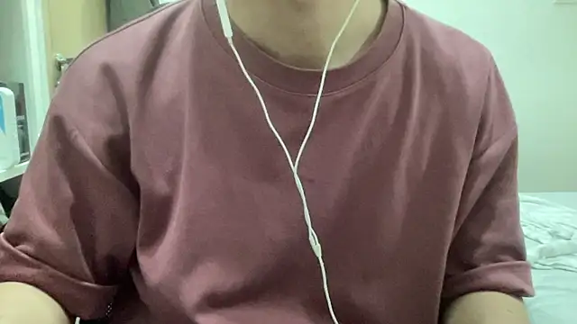 Snapshot of 16hornydog chatting on October 2025 02:38:02 PM 16hornydog online show from October 2025 02:38:02 PM