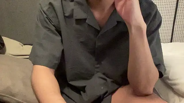 Snapshot of 16hornydog chatting on October 2025 02:27:02 PM 16hornydog online show from October 2025 02:27:02 PM