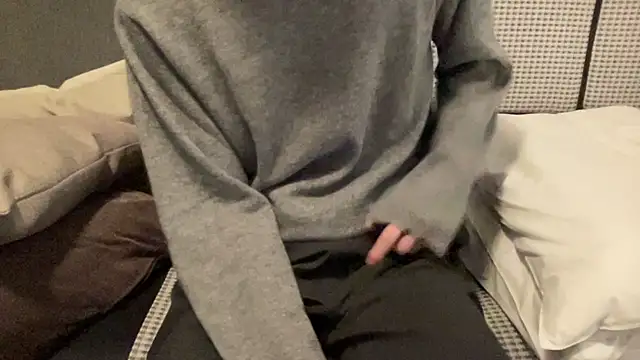 Snapshot of 16hornydog chatting on October 2025 02:24:02 PM 16hornydog online show from October 2025 02:24:02 PM