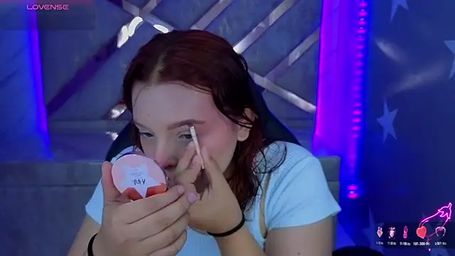 Snapshot of mia_foster_t chatting on June 2026 01:24:02 PM mia foster t online show from June 2026 01:24:02 PM