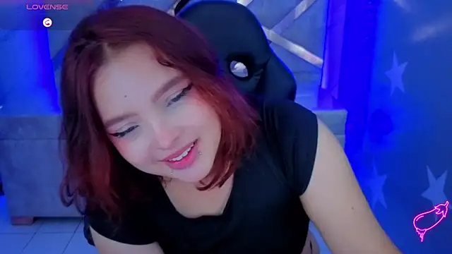 Snapshot of mia_foster_t chatting on June 2026 02:33:01 PM mia foster t online show from June 2026 02:33:01 PM