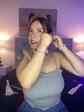 Mariaaam  online show from October 2025 11:31:02 AM