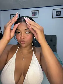 mitschellfox21 online show from December 2025 04:08:01 AM