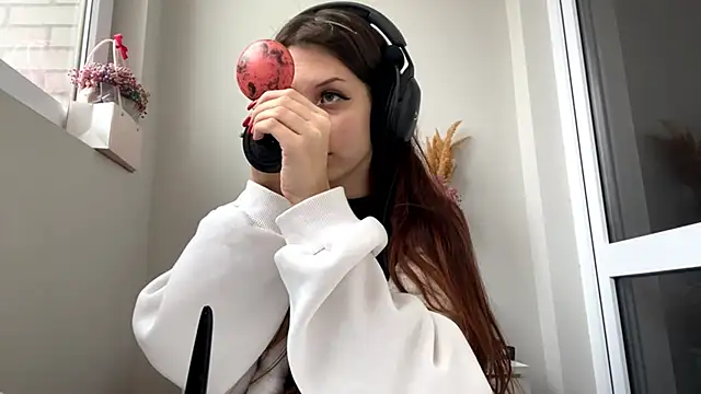 Snapshot of Nayra_flash chatting on October 2025 01:21:01 PM Nayra flash online show from October 2025 01:21:01 PM