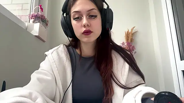 Snapshot of Nayra_flash chatting on October 2025 01:22:01 PM Nayra flash online show from October 2025 01:22:01 PM