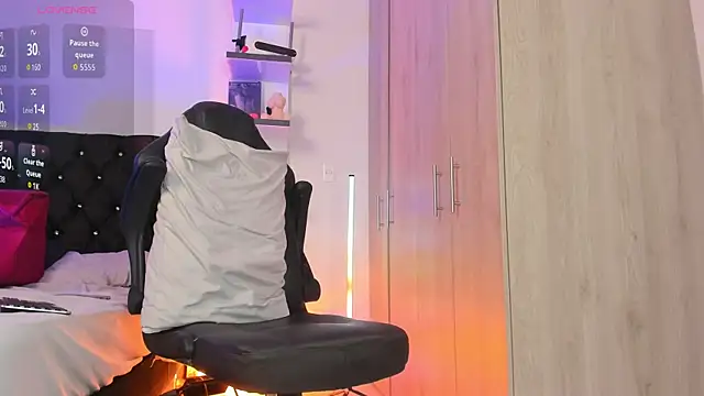 Snapshot of _Duriel chatting on February 2026 09:10:01 PM Duriel online show from February 2026 09:10:01 PM