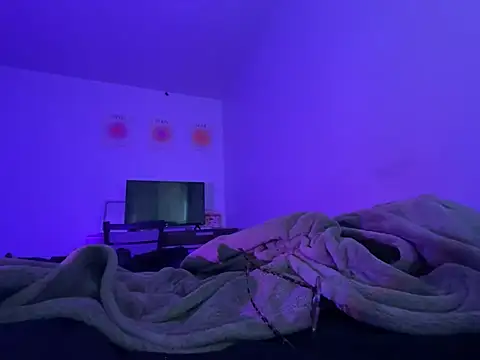 Snapshot of Princessivy56 chatting on March 2026 10:48:01 PM Princessivy56 online show from March 2026 10:48:01 PM