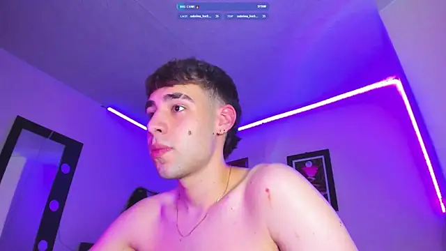 PapiNoha online show from December 2025 12:27:01 AM