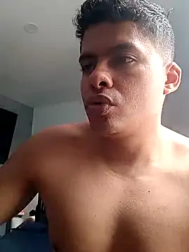 Snapshot of luigidickk chatting on October 2025 03:35:01 PM luigidickk online show from October 2025 03:35:01 PM