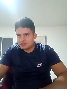 Snapshot of luigidickk chatting on October 2025 12:23:01 AM luigidickk online show from October 2025 12:23:01 AM