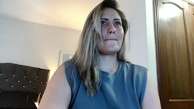 walker leah88 online show from October 2025 03:12:01 PM