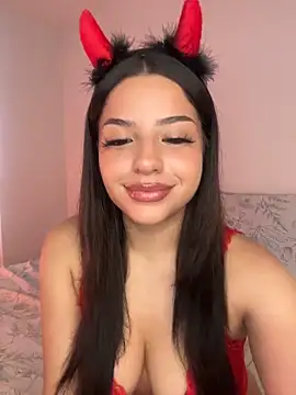 Snapshot of LolaBoobz chatting on October 2025 12:07:02 PM LolaBoobz online show from October 2025 12:07:02 PM