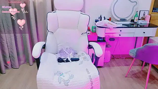  Aria Moonie online show from April 2026 04:46:02 AM