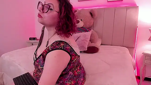 Snapshot of sam_von_tess chatting on November 2025 04:23:02 AM sam von tess online show from November 2025 04:23:02 AM