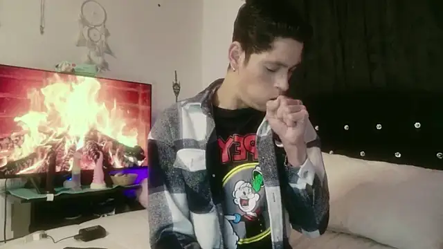 Tyler cat online show from October 2025 09:22:02 AM