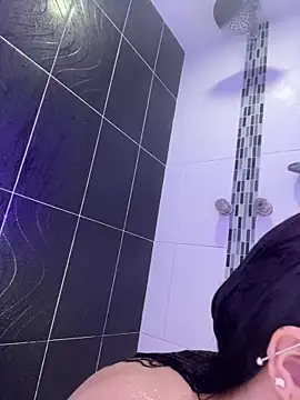 gabriiieela  online show from February 2026 07:28:01 PM