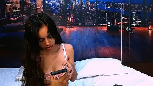 solarboom18 online show from November 2025 07:17:01 PM