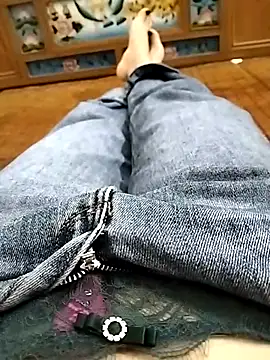 Lili 2love online show from October 2025 12:44:01 AM