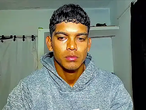 Snapshot of theMyke101 chatting on April 2026 08:34:01 PM theMyke101 online show from April 2026 08:34:01 PM