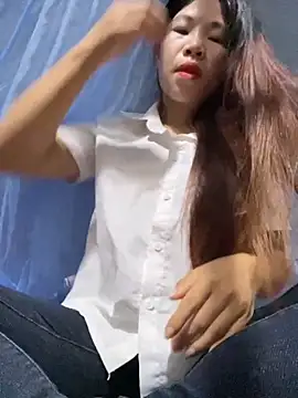 Snapshot of Noen_22 chatting on October 2025 01:03:01 AM Noen 22 online show from October 2025 01:03:01 AM