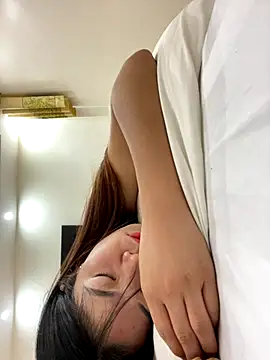 Snapshot of Noen_22 chatting on October 2025 08:50:02 PM Noen 22 online show from October 2025 08:50:02 PM