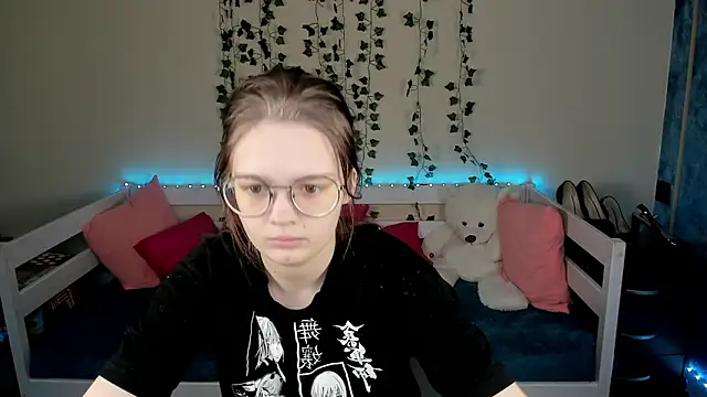 shy elina01 online show from October 2025 10:26:02 AM