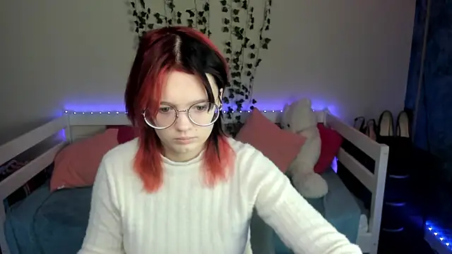 Snapshot of shy_elina01 chatting on November 2025 10:26:02 AM shy elina01 online show from November 2025 10:26:02 AM