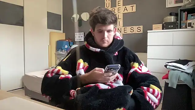 VersaGoo online show from November 2025 09:35:01 AM