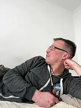 Snapshot of viktor1992-1-1 chatting on March 2026 10:34:02 AM viktor1992-1-1 online show from March 2026 10:34:02 AM