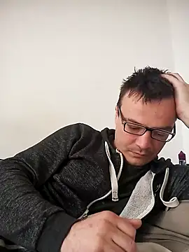 Snapshot of viktor1992-1-1 chatting on April 2026 08:02:02 AM viktor1992-1-1 online show from April 2026 08:02:02 AM