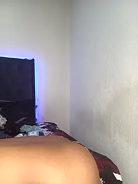 Sex bomb30 online show from February 2026 08:25:02 PM