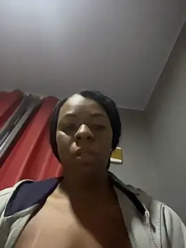 Priihmedeiros online show from June 2026 09:01:02 AM