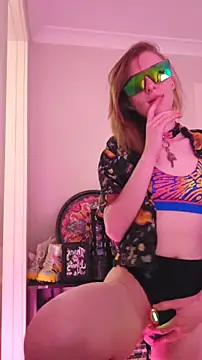 Snapshot of lonely_Cosplay_chick chatting on December 2025 08:14:02 PM lonely Cosplay chick online show from December 2025 08:14:02 PM