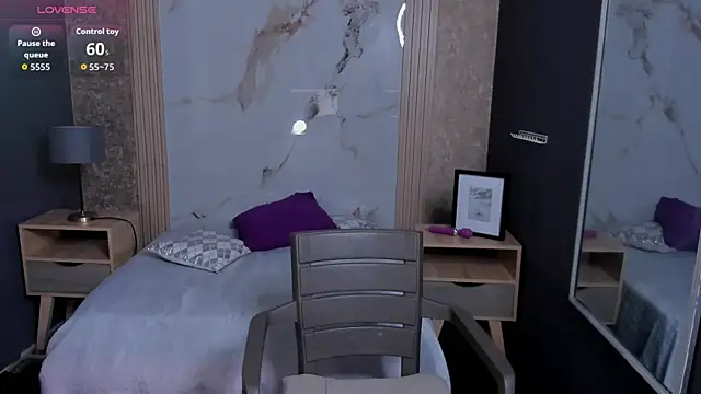 AriaVega online show from November 2025 11:55:02 AM