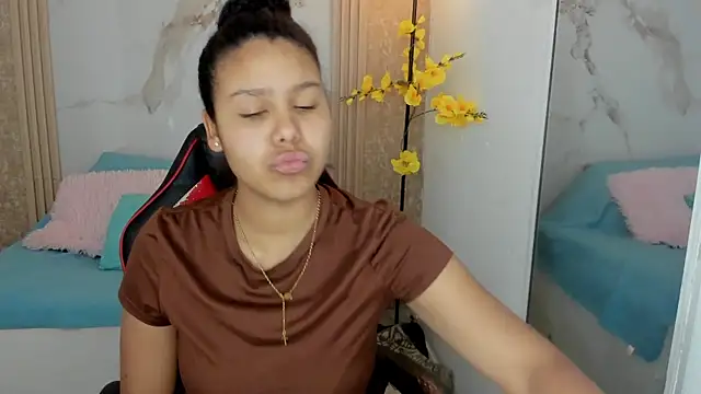 AriaVega online show from July 2026 02:01:02 PM