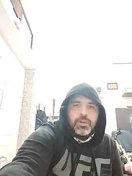 Snapshot of SupposedRedash chatting on January 2026 09:02:02 AM SupposedRedash online show from January 2026 09:02:02 AM