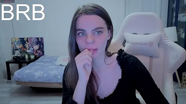 xAlisontiny online show from February 2026 09:48:02 PM