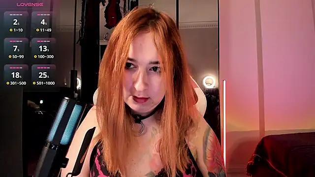 MissNyrra online show from October 2025 02:32:01 AM