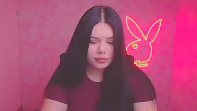 Mona Esty online show from October 2025 07:27:02 PM