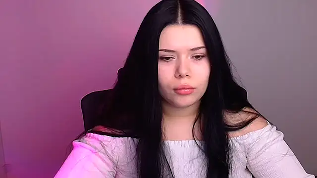 Mona Esty online show from November 2025 06:23:01 AM