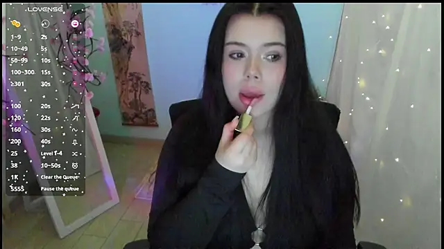 Mona Esty online show from April 2026 06:25:02 AM