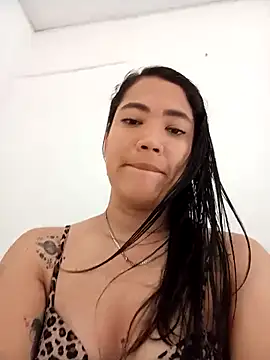 Snapshot of hello_Nina chatting on November 2025 07:02:01 PM hello Nina online show from November 2025 07:02:01 PM